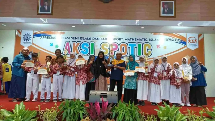 Peserta AKSI SPOTIC 2024 SD Muhammadiyah 15 Surabaya (SDM Limas) Menjadi Juara Umum III Se-Kota Surabaya.