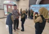 Tim Wartawan Cilik SD Muhammadiyah 15 Surabaya (WarCil Limas) Saat Wawancara Dengan Aiptu Doni Widodo Bhabinkamtibmas Polsek Wiyung Wilayah Jajartunggal di Masjid At Taqwa SDM Limas.