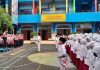 Suasana apel pagi ceria menyambut awal semester dua, amanat pembina disampaikan oleh Sholikin MPdI, kepala SD Muhammadiyah 15 Surabaya (SDM Limas).