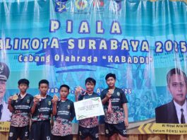 Berkat Kegigihan Tim Olahraga Kabaddi SD Muhammadiyah 15 Surabaya (SDM Limas) Menjadi Juara 3 Piala Walikota Surabaya 2025. (Ali/PWMU.CO)