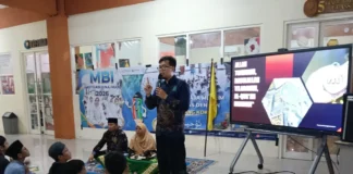 Kegiatan Motivasi Bina Iman siswa kelas 5 dan 6 SD Muhammadiyah 15 (Limas) Surabaya (Foto: Ali Shodiqin/PWMU.CO)