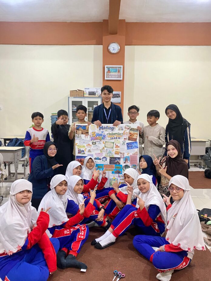 Mahasiswa UNESA melaksanakan implementasi mini Projek Berdampak di SDM Limas Mahasiswa UNESA melaksanakan implementasi mini Projek Berdampak di SDM Limas