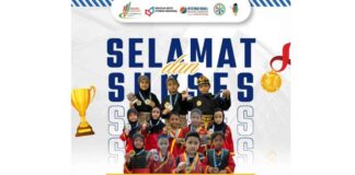 Atlet Tapak Suci SD Muhammadiyah 15 Surabaya (SDM Limas) yang meraih medali dalam Kejuaraan Nasional Piala Wali Kota Surabaya 2026. (Ali Shodiqin/Klikmu.co)